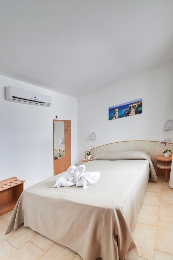 Alba Azzurra - Cdshotels Torre dell'Orso Exteriör bild