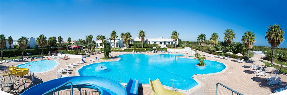 Alba Azzurra - Cdshotels Torre dell'Orso Exteriör bild